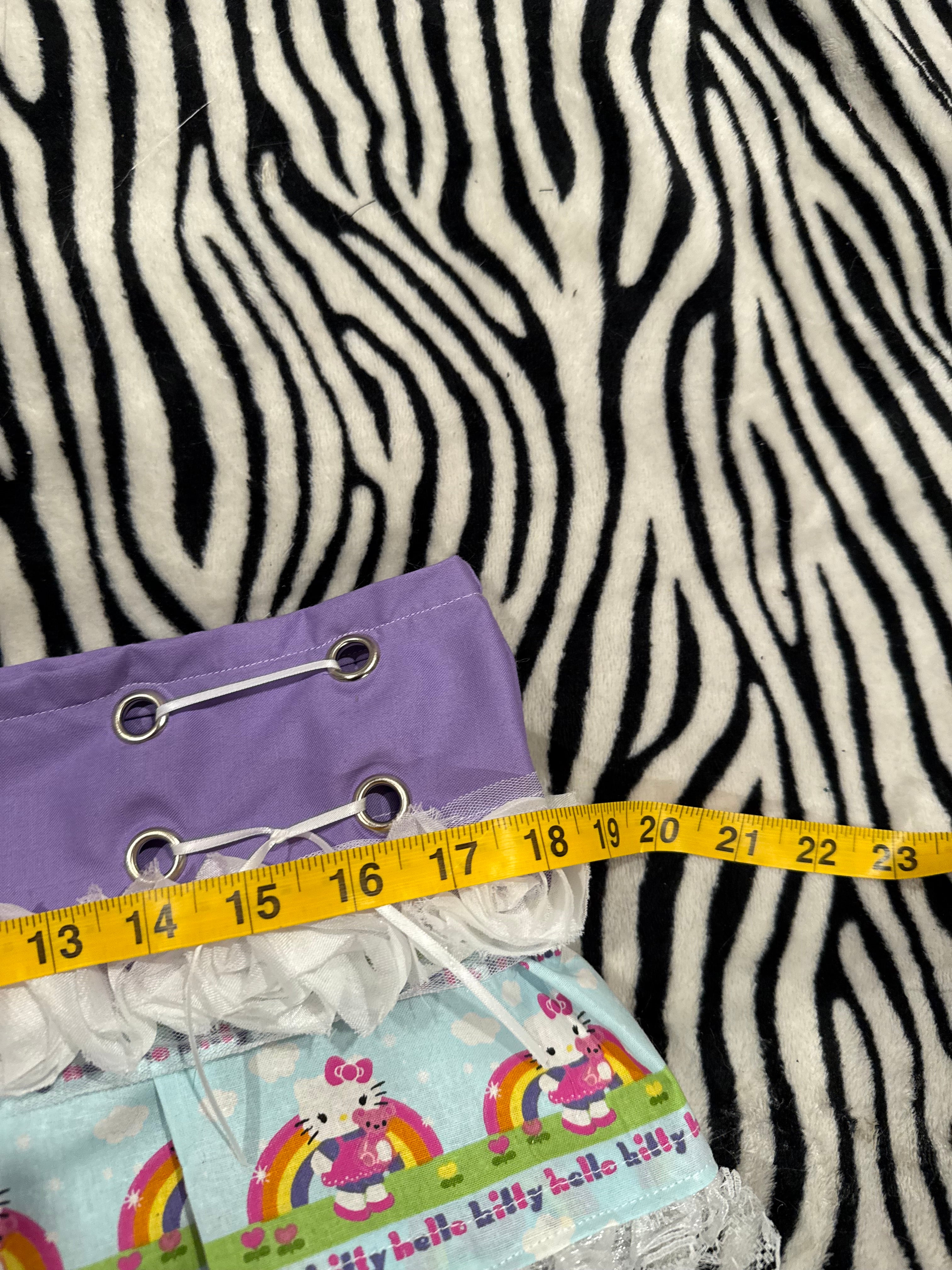 hello kitty ruffle skirt size m