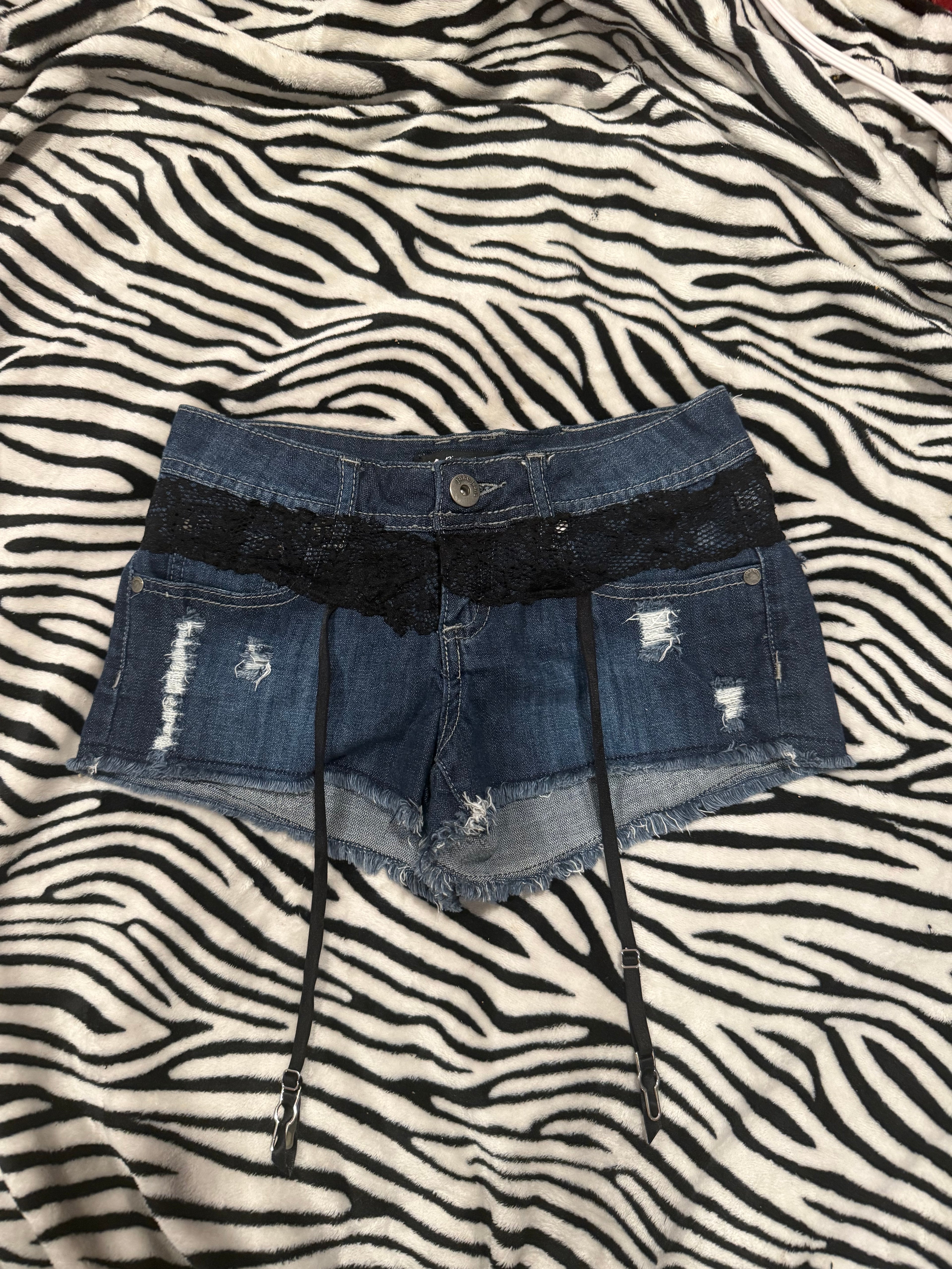 garter lace shorts size xs