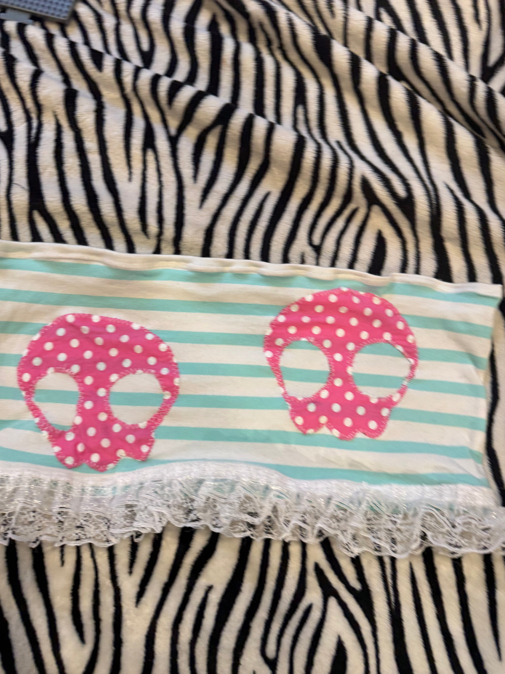 teal & white polka dot lace tube top size s