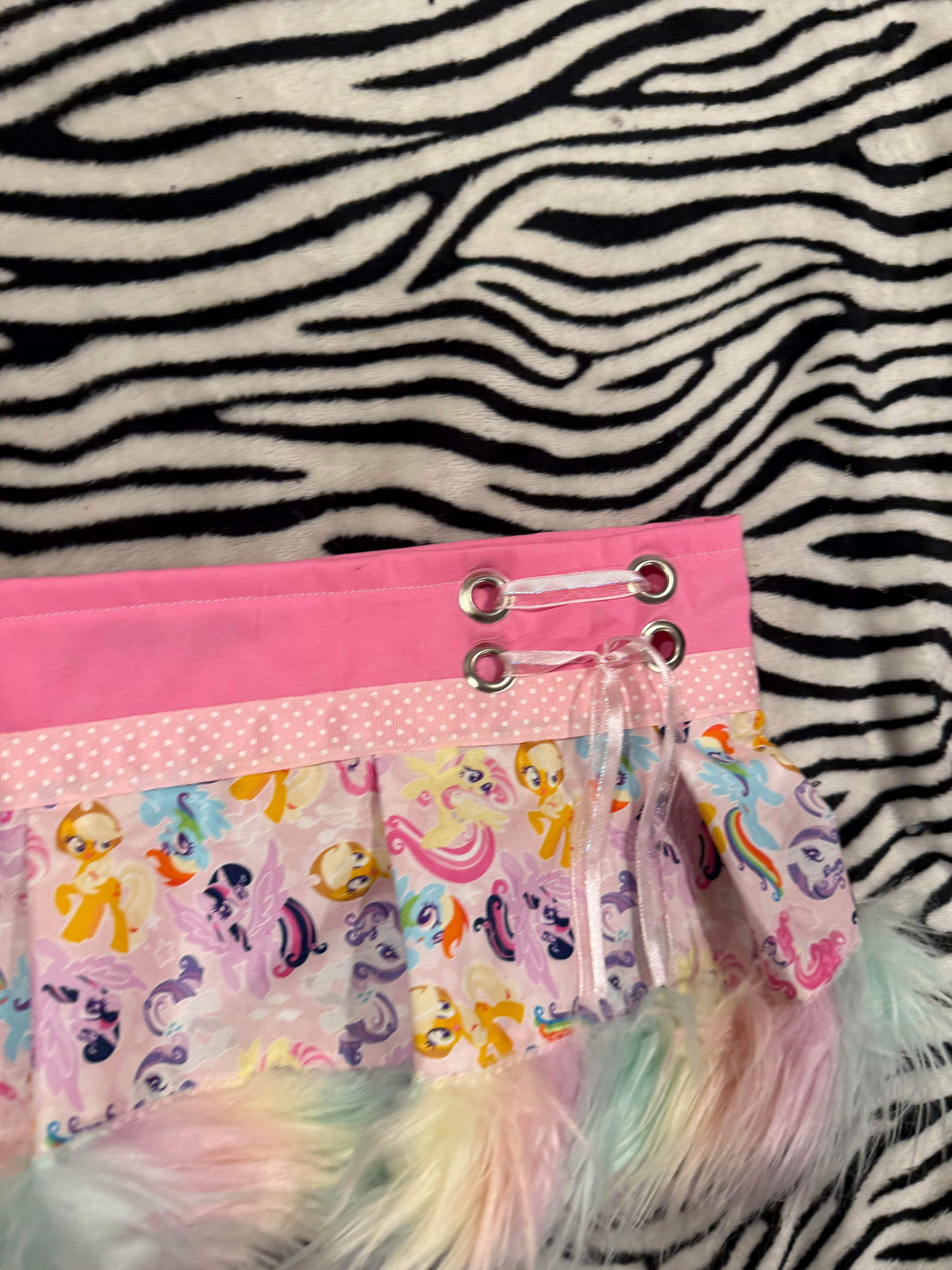 mlp fur skirt size L