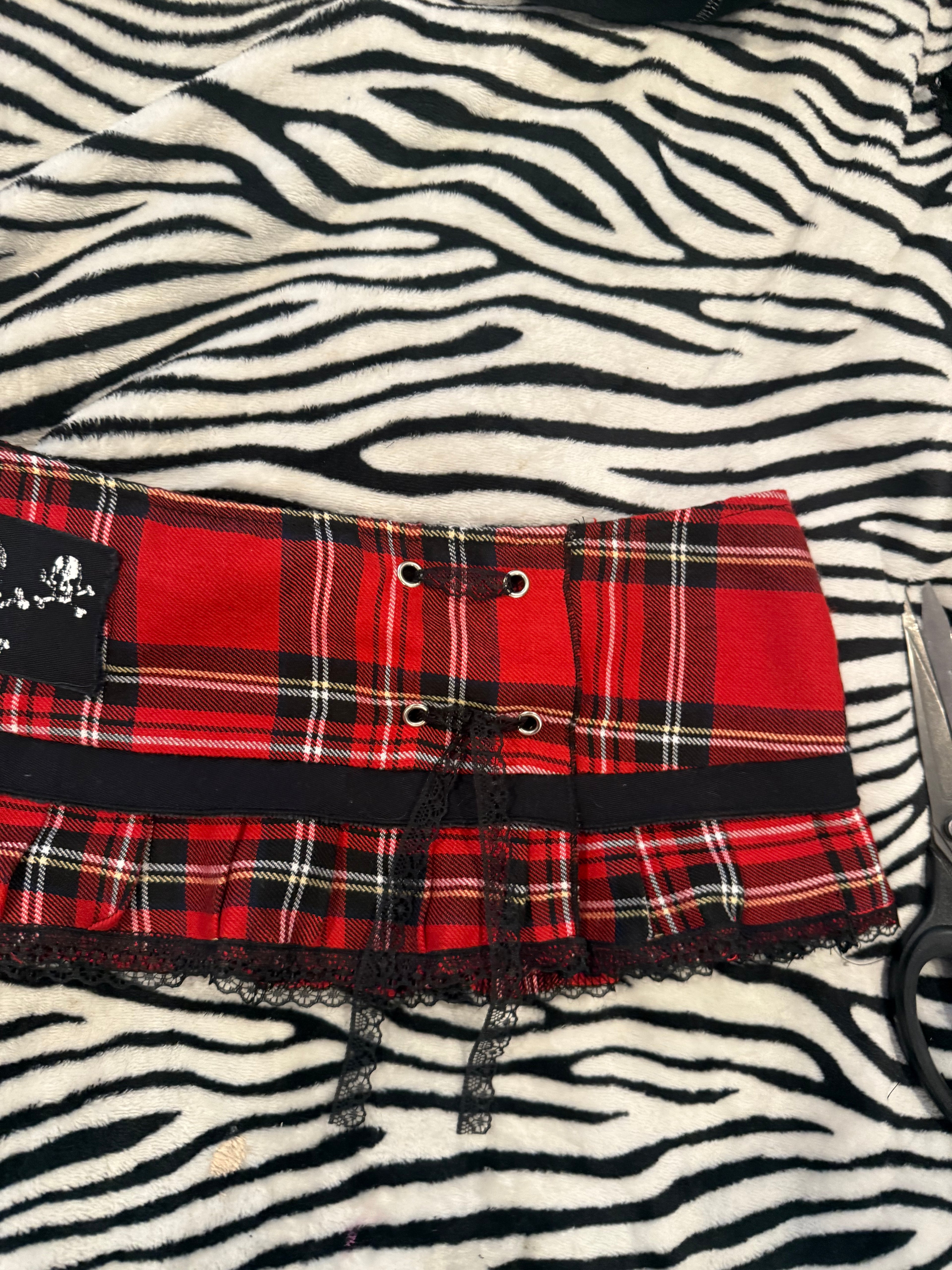 serious LA micro skirt size m