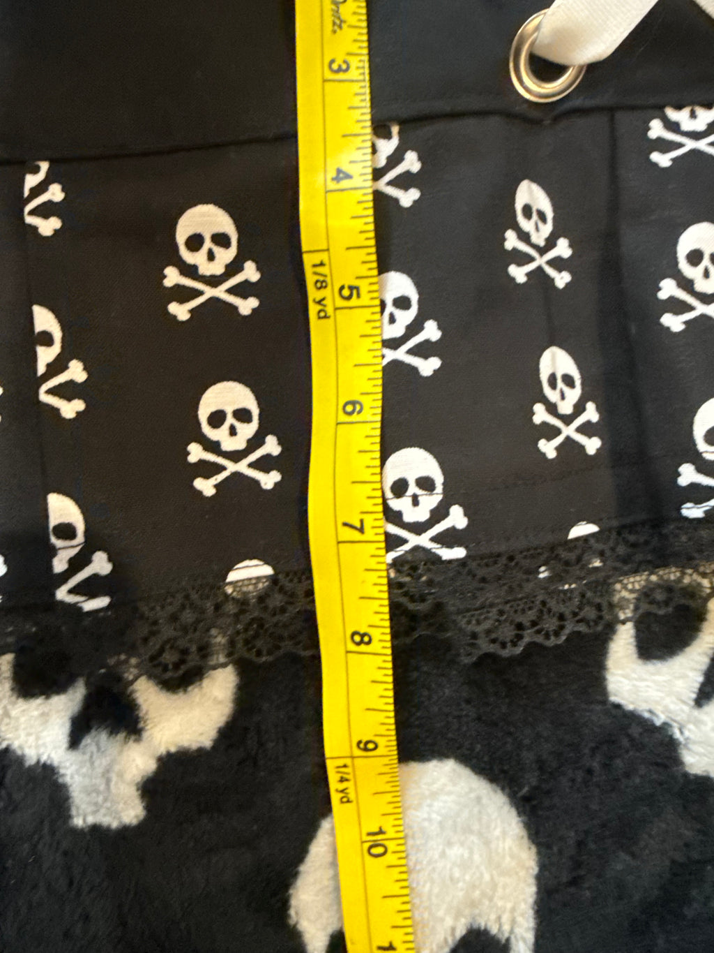black & white lace up skull skirt size L