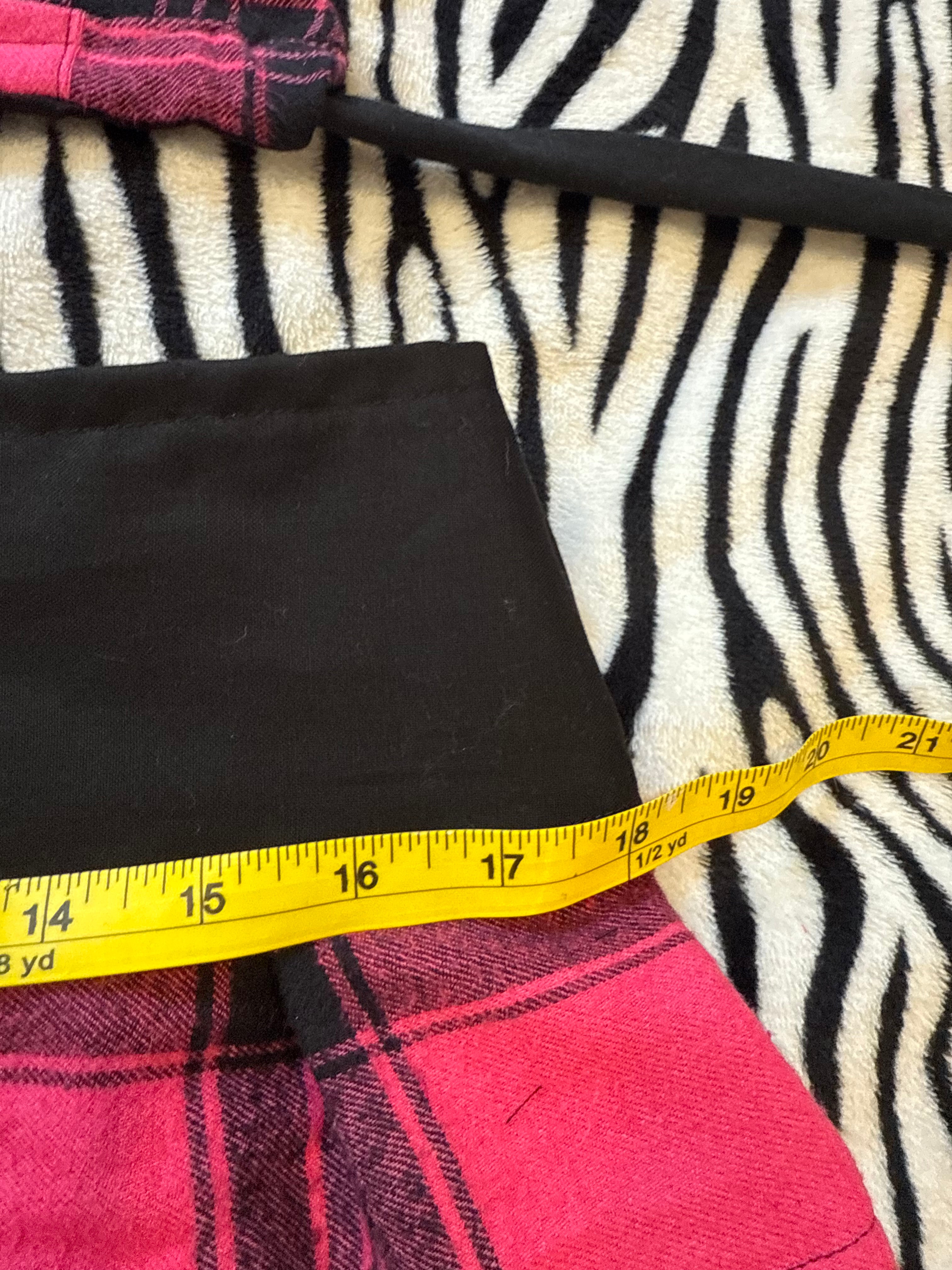 pink & black plaid lace up set size m