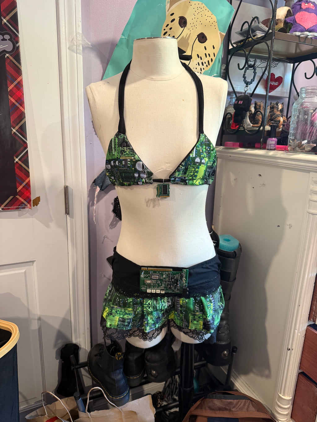 circuit board rave set size xs