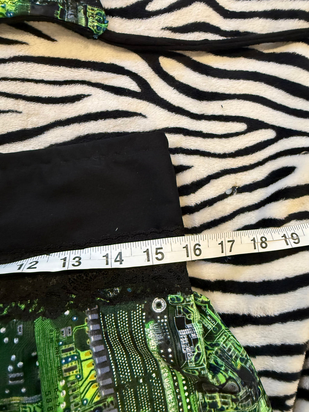 circuit board rave set size xs